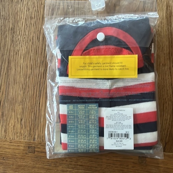 Baby Gap Pajama Set Fire Dog - Picture 2 of 2